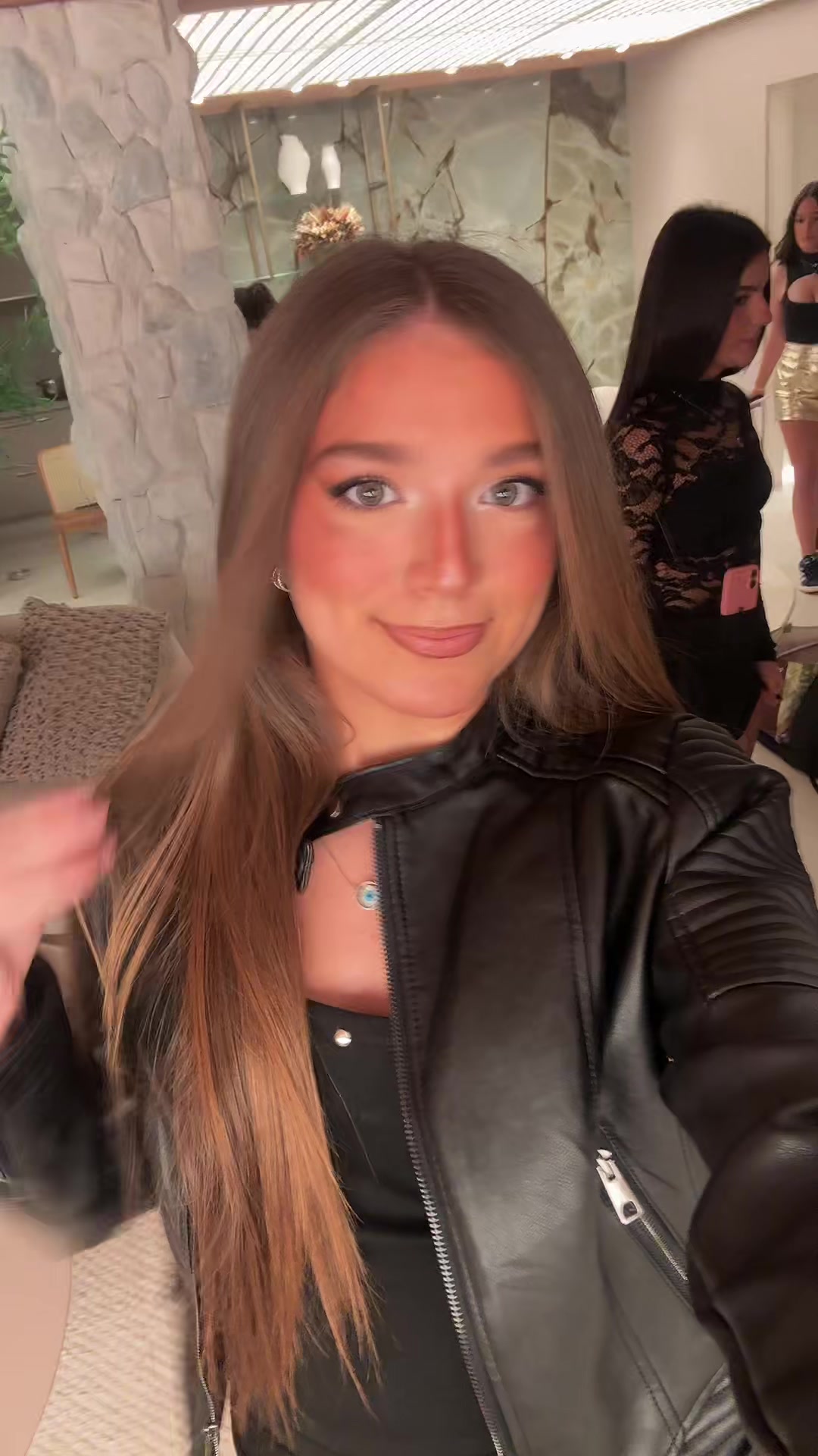 @HB