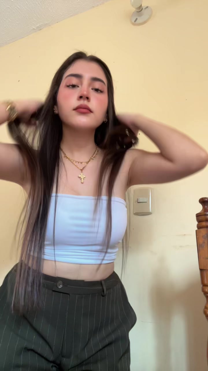 @Scarlet Olivo V🍬