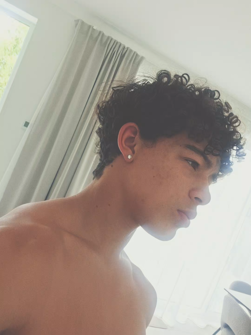 @T.Cam10