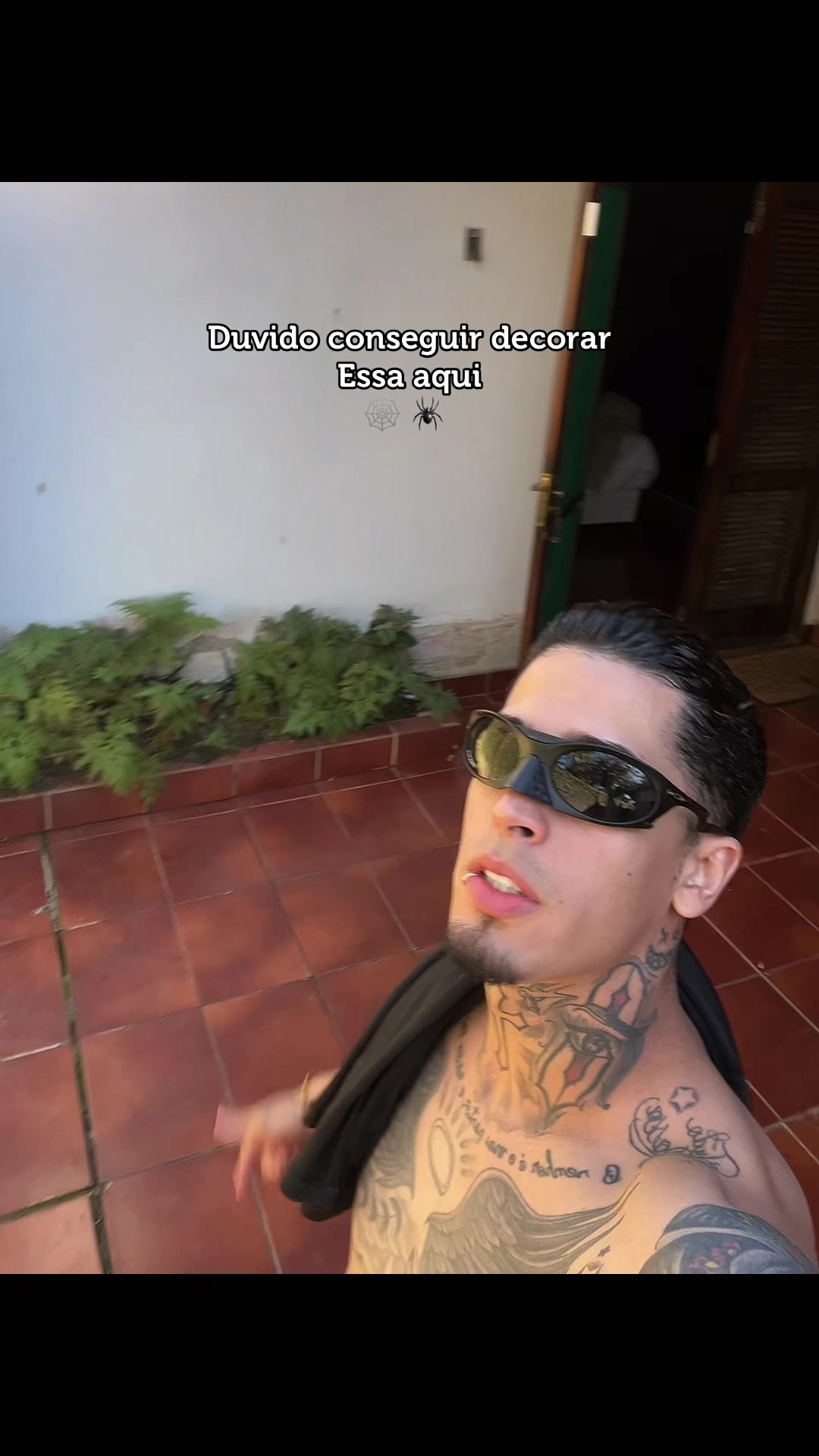 @jhowmc_