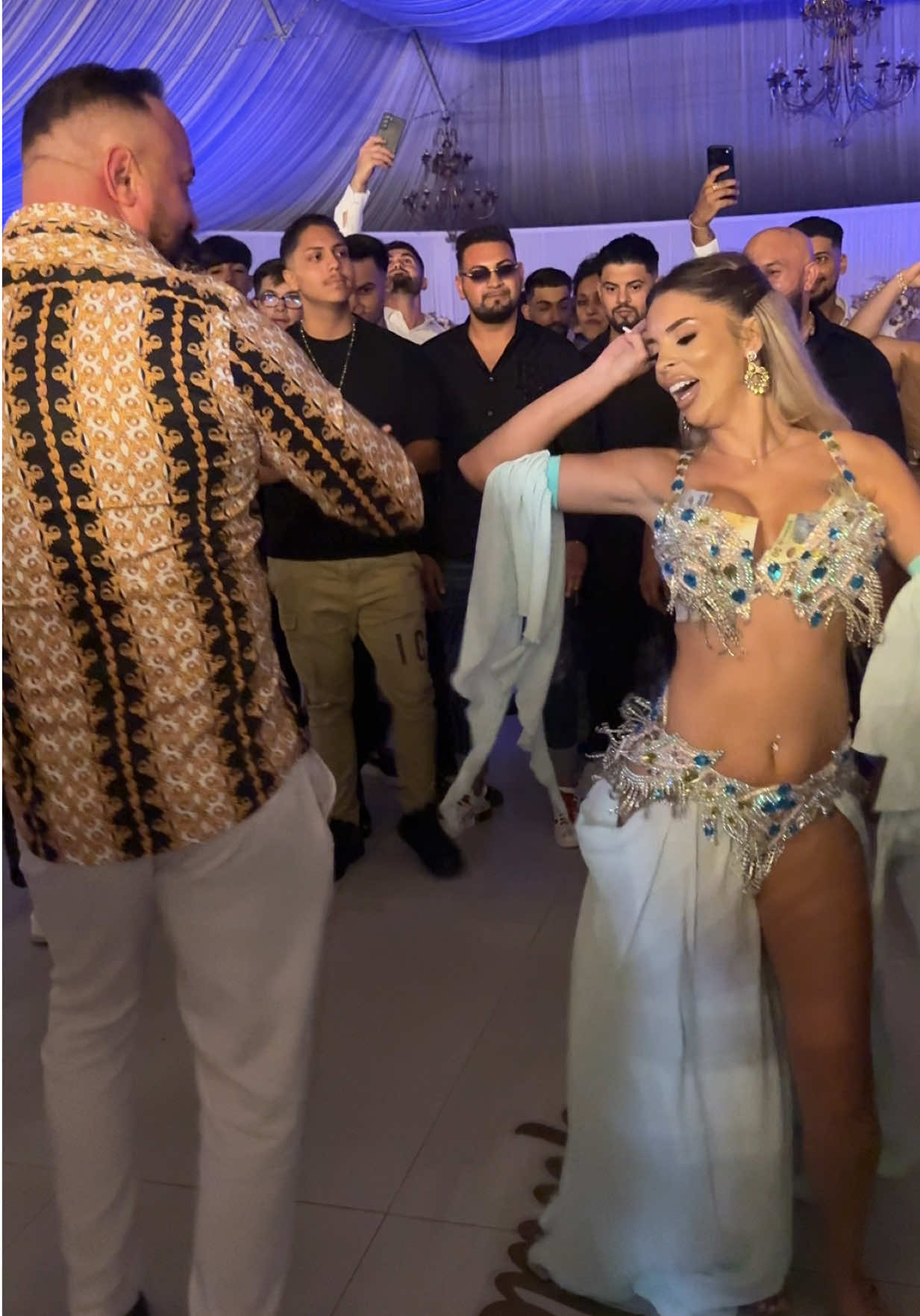 @Bianca Gabriela | Bellydance