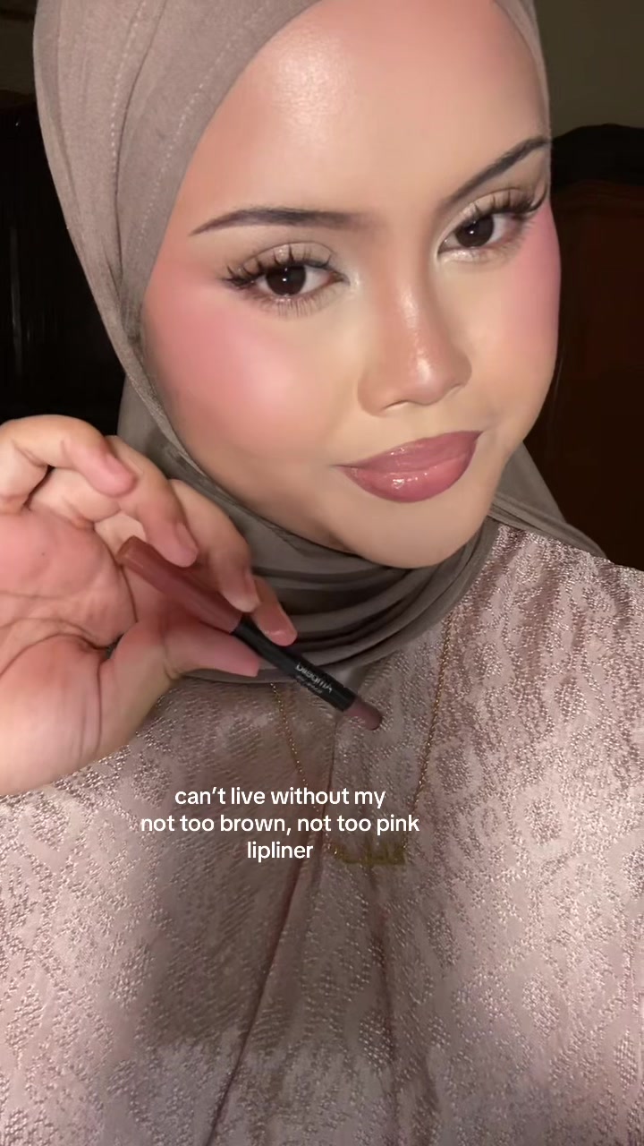 @فاطمة