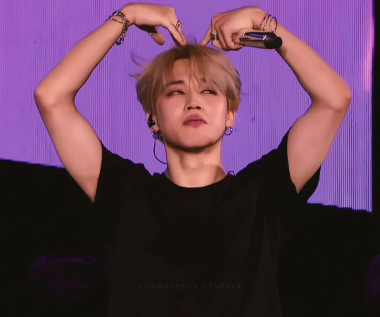 @rosa⁷ | saw bts!