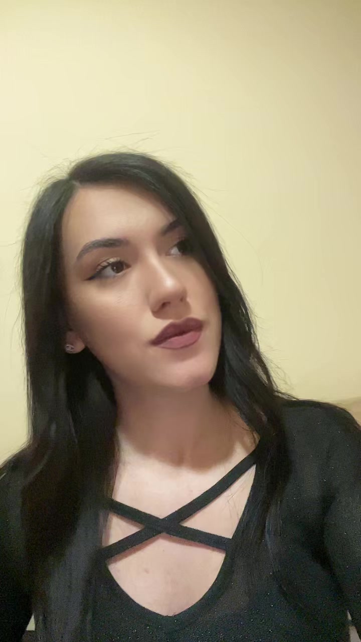 @xheni🥰
