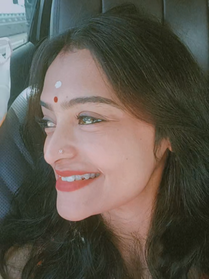@திவ்யமாதுரி த/பெ திலகர்