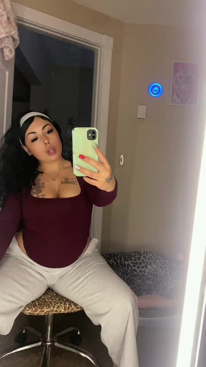 @Tatyybabyy