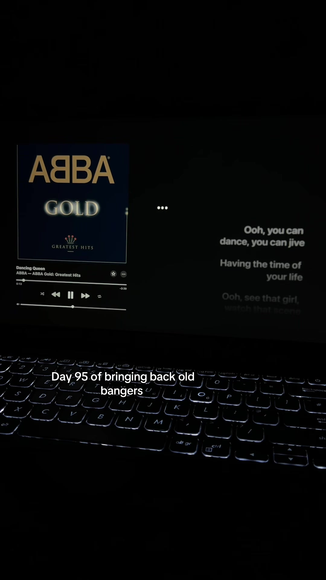 @𝐋𝐲𝐫𝐢𝐱𝐜𝐬 ➩