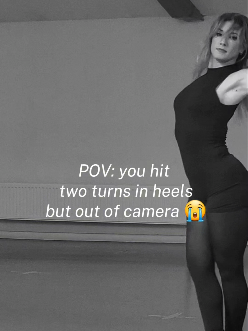 @Blondieinblack🖤🎀