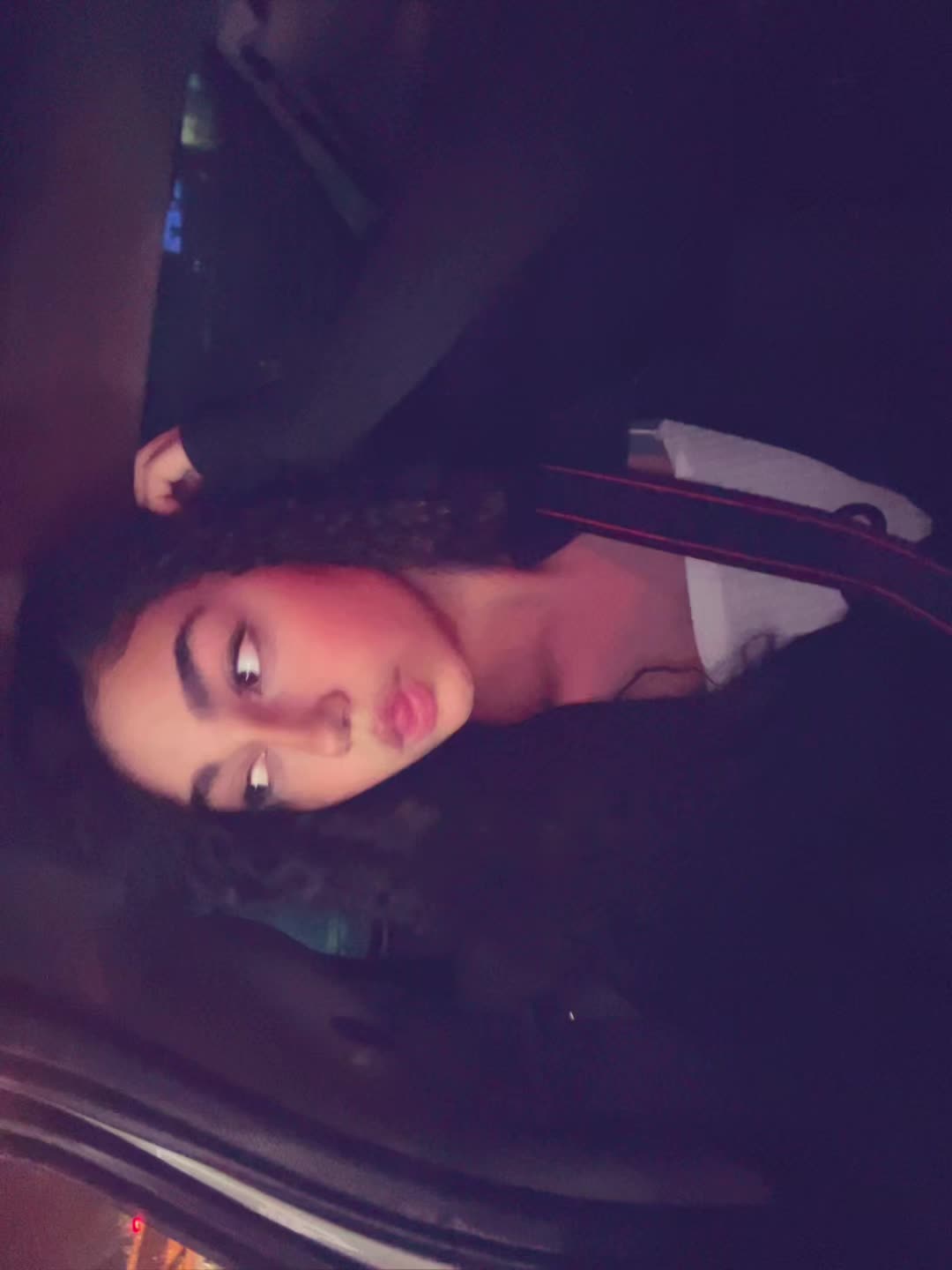 @لیآنا