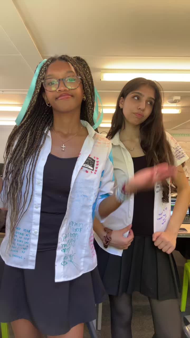 @𝓔𝓵𝓰𝓪 🤍