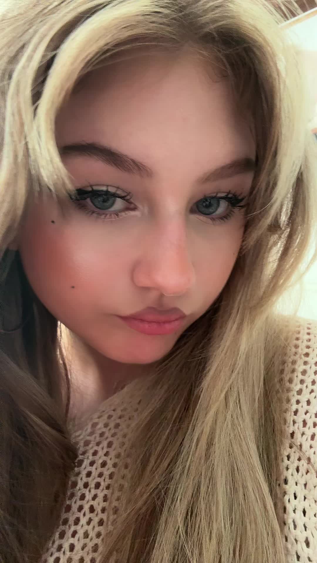 @taylamay.•.*