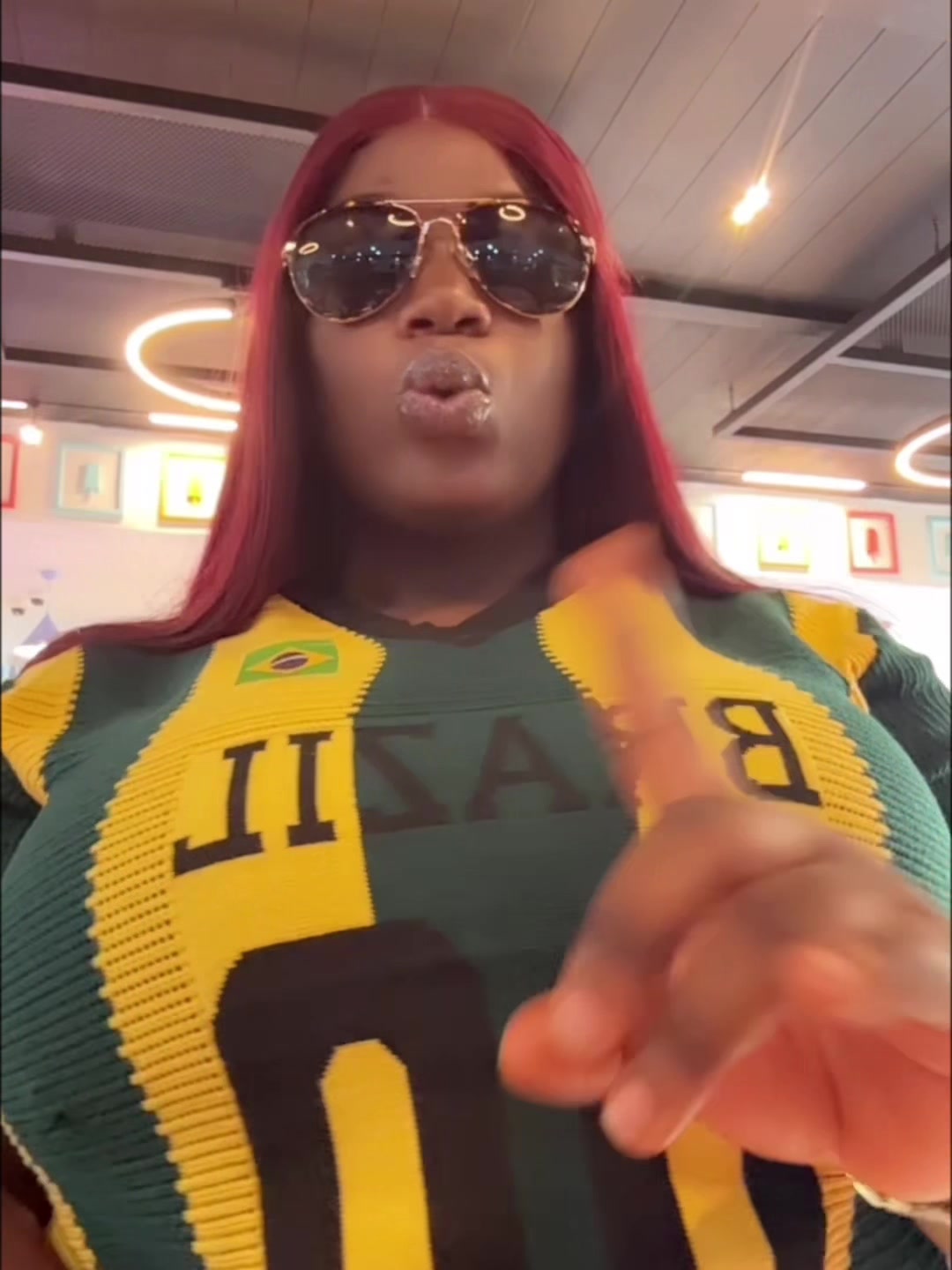 @B!G BOLA