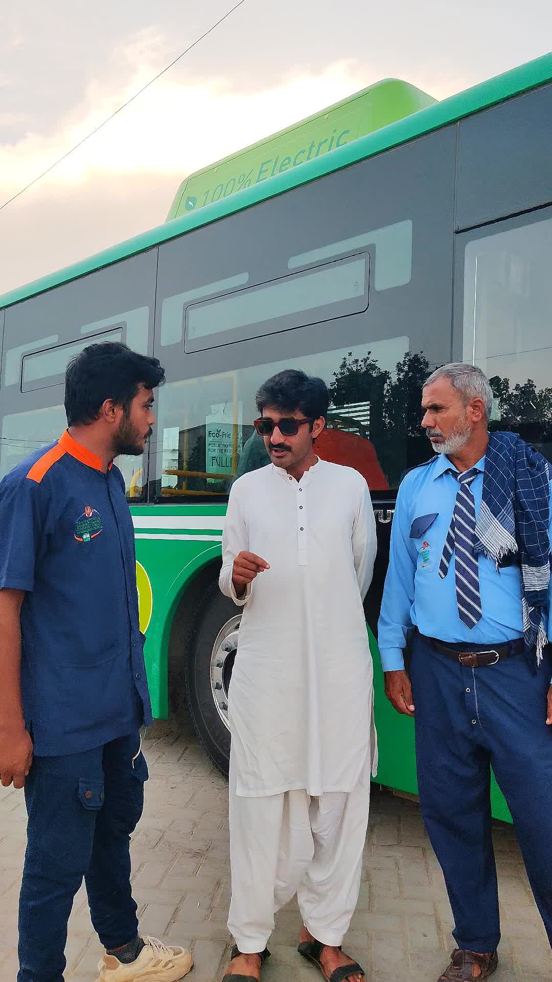 @Punjab Green Bus