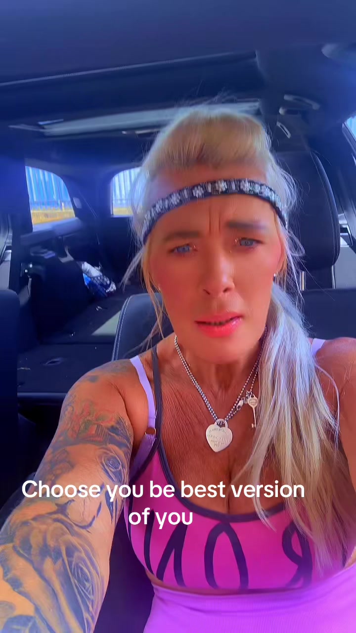 @amanda Roberts