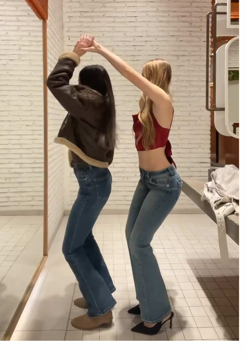 @laa_totetitas