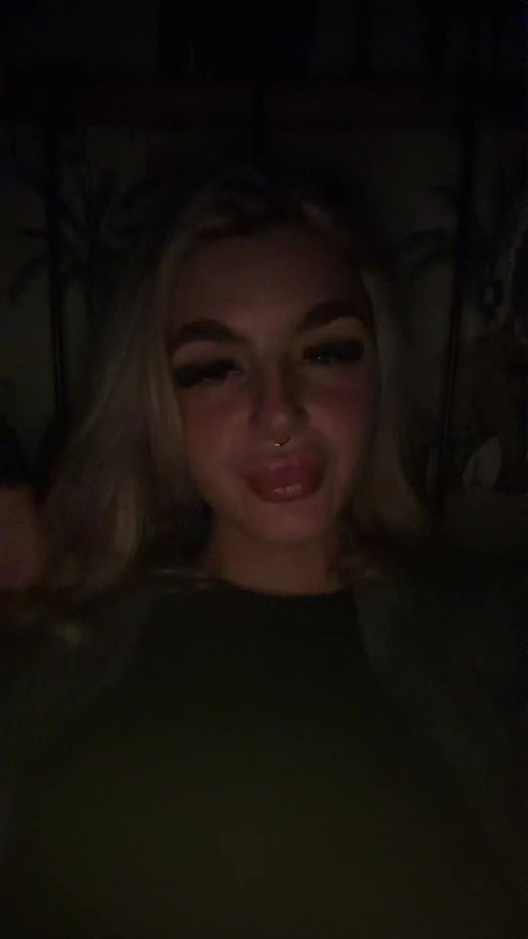 @🕺