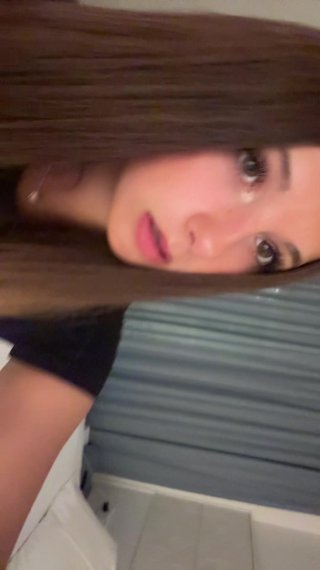 @Lara