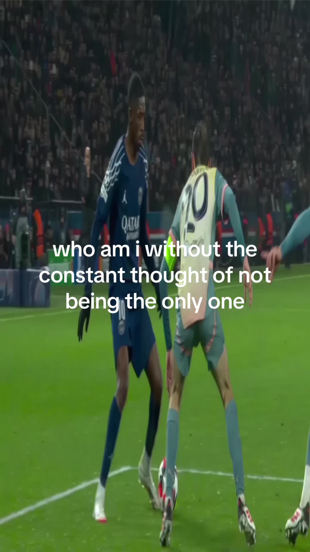 @⃟
