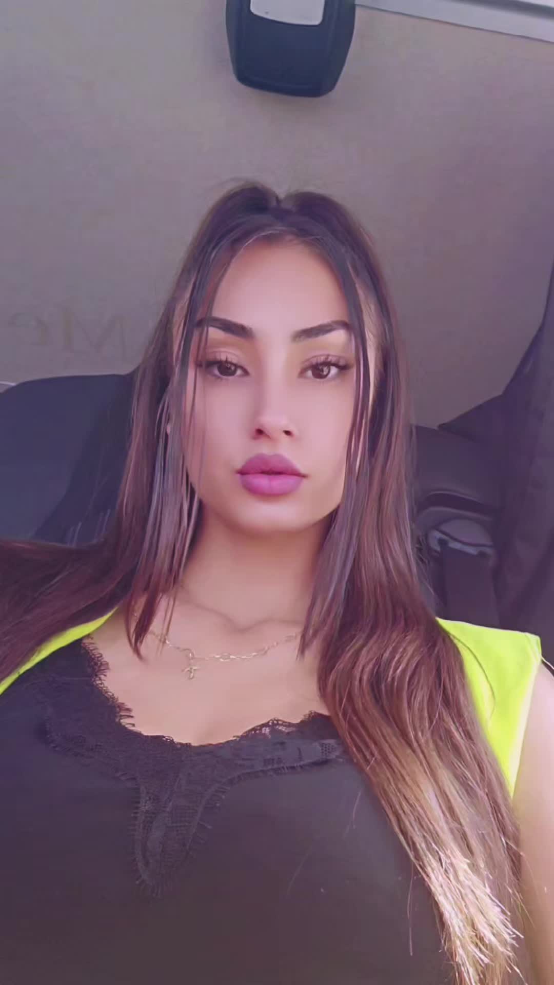 @Elena Lavinia