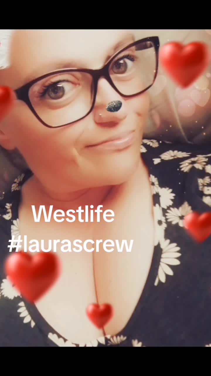 @🐝lauraivinson3