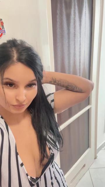 @mollykamolly4