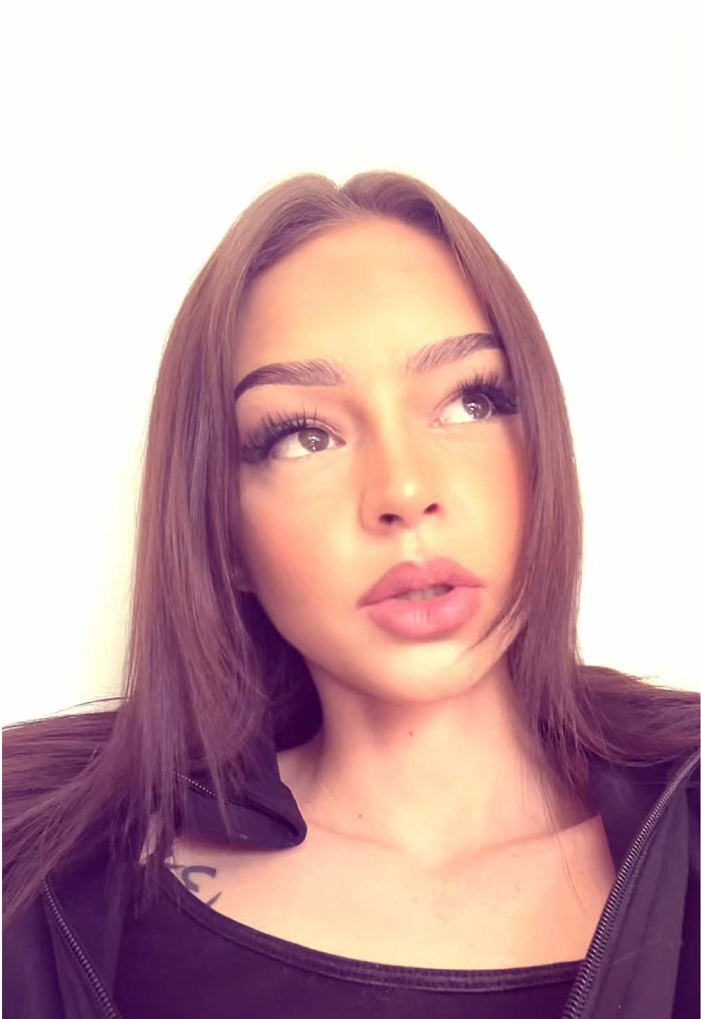 @Riri🦋