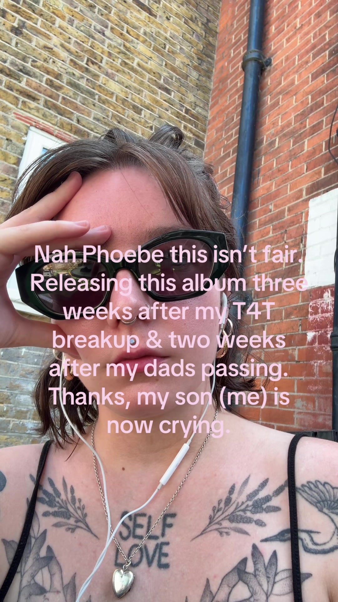 @S3xTheorywithDee