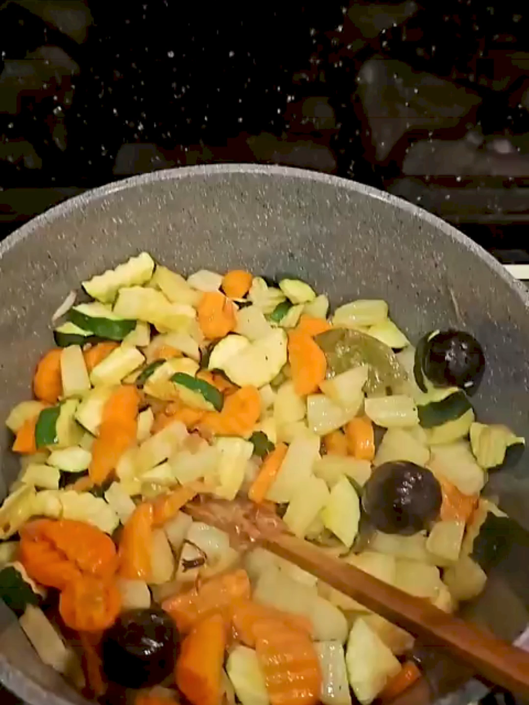 @يوميات لجين عمران