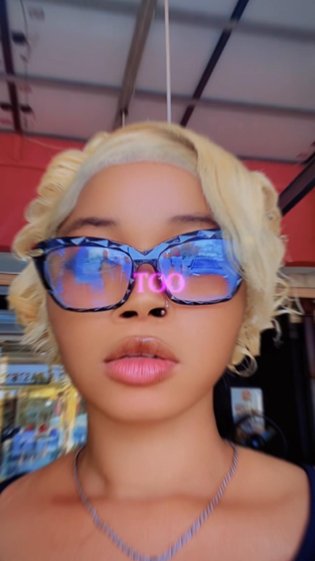 @Emma Camara