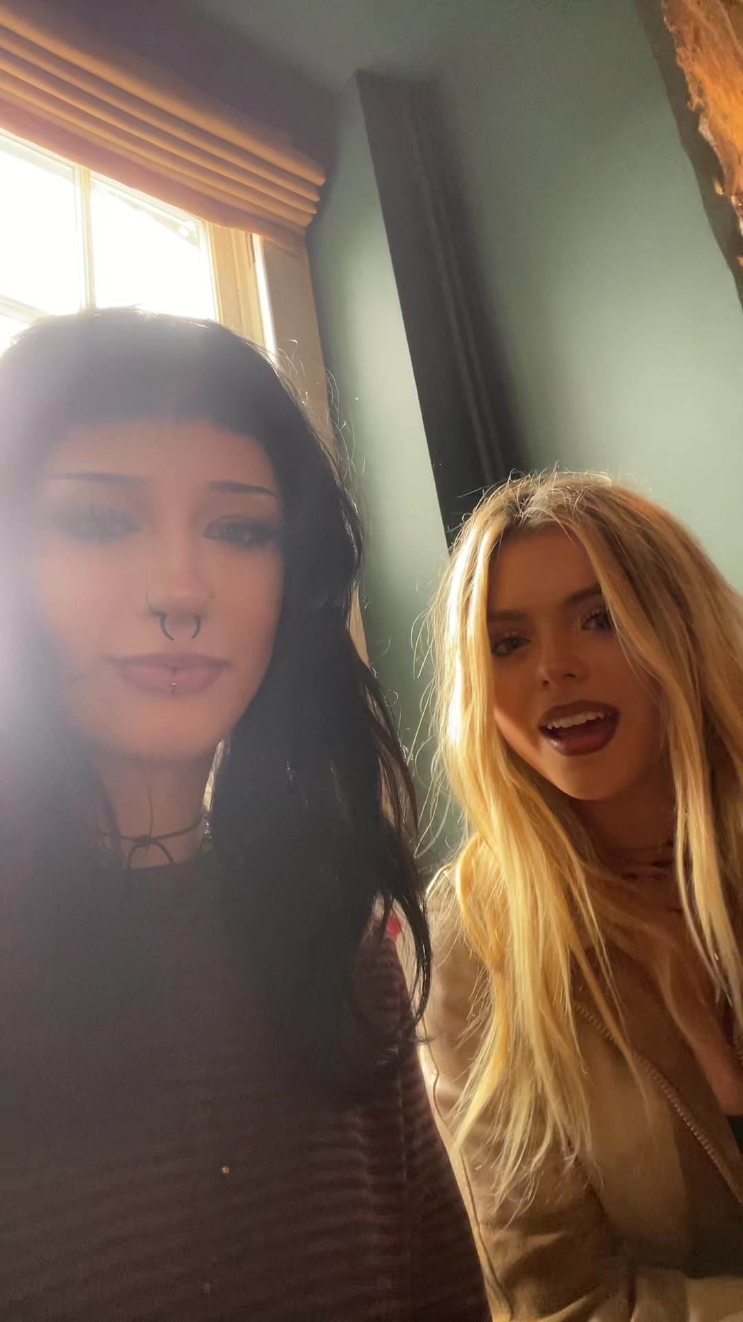 @ilovetealgreen
