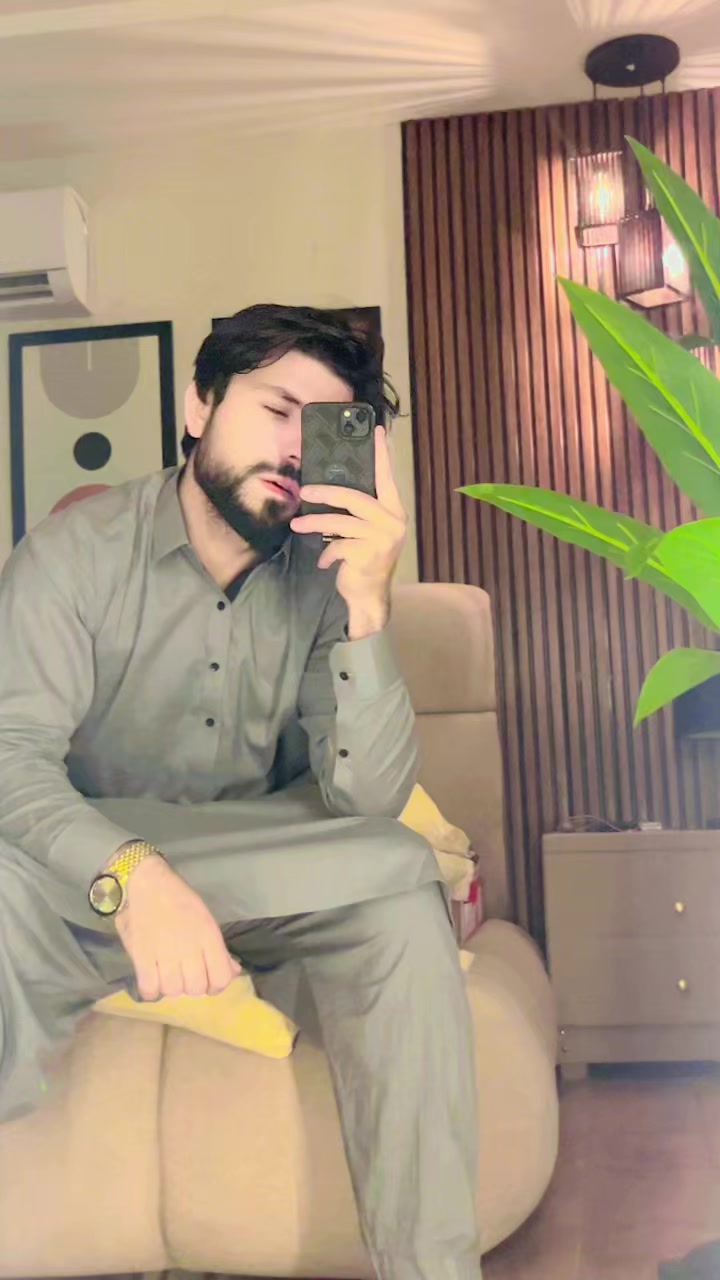 @KH&Atilde;Ń&Icirc;💞🔥