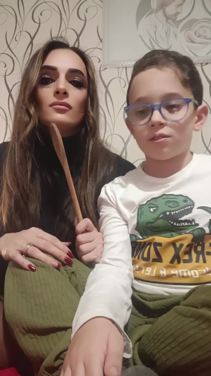 @Delorellis
