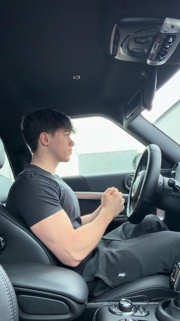 @lewmfit