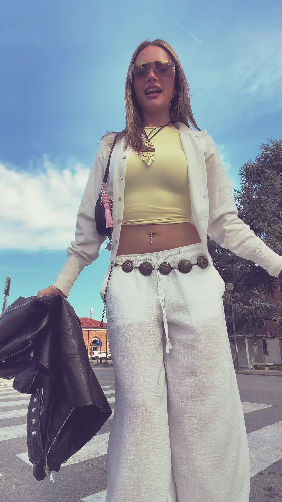 @aurorabaru
