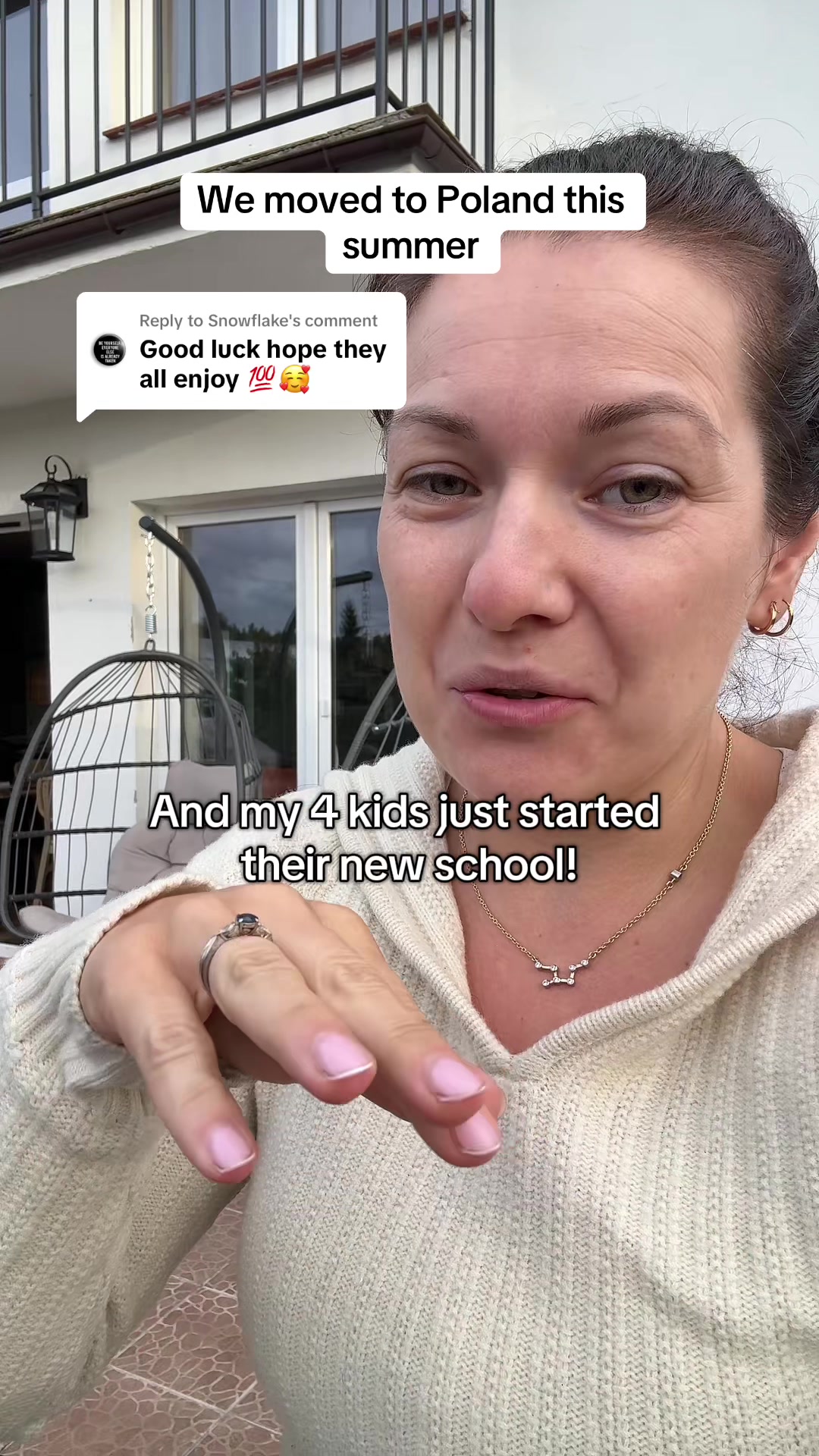@Barefoot👣Brit