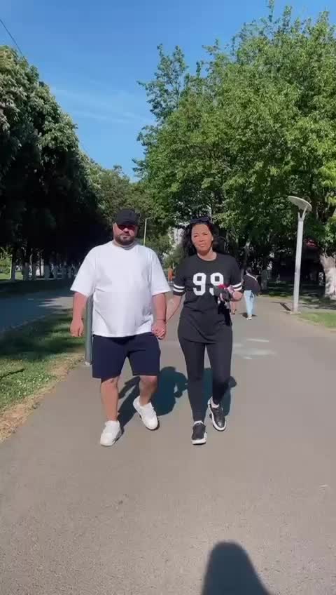 @Romanschy Monica Nikol