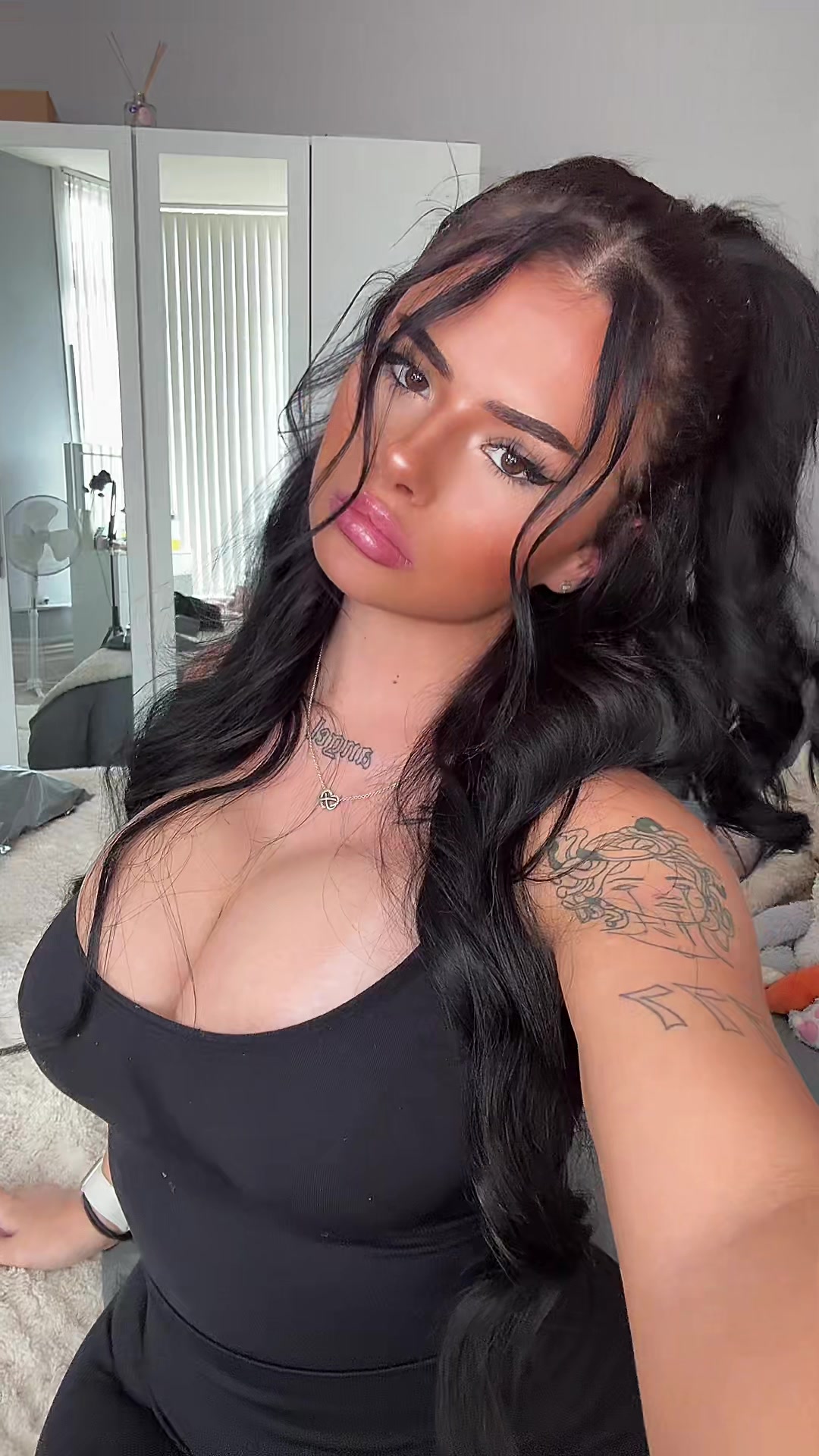 @brunettebaddyy