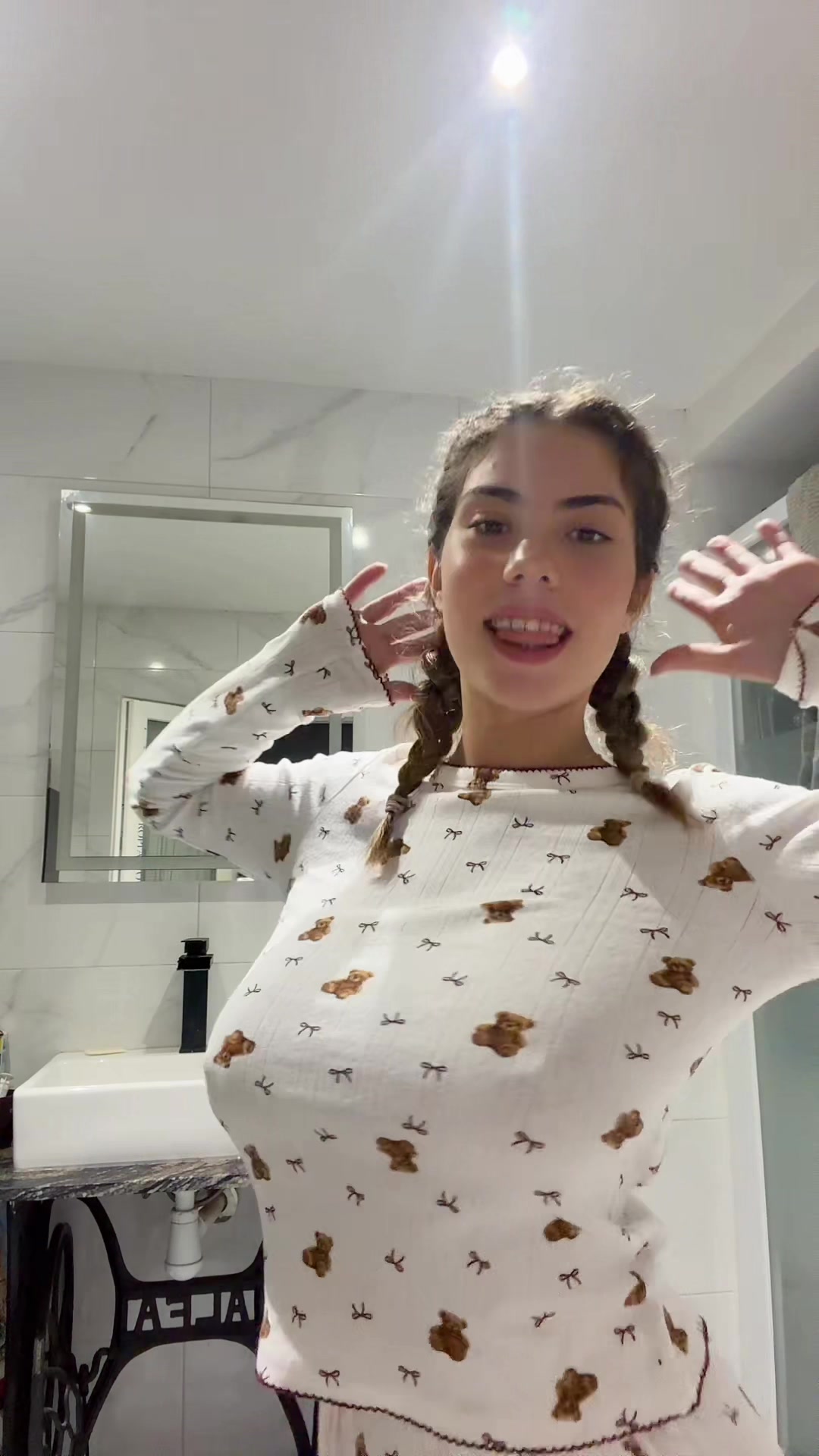 @lauraalguaciiil