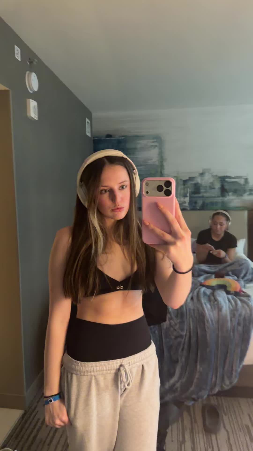@Olivia