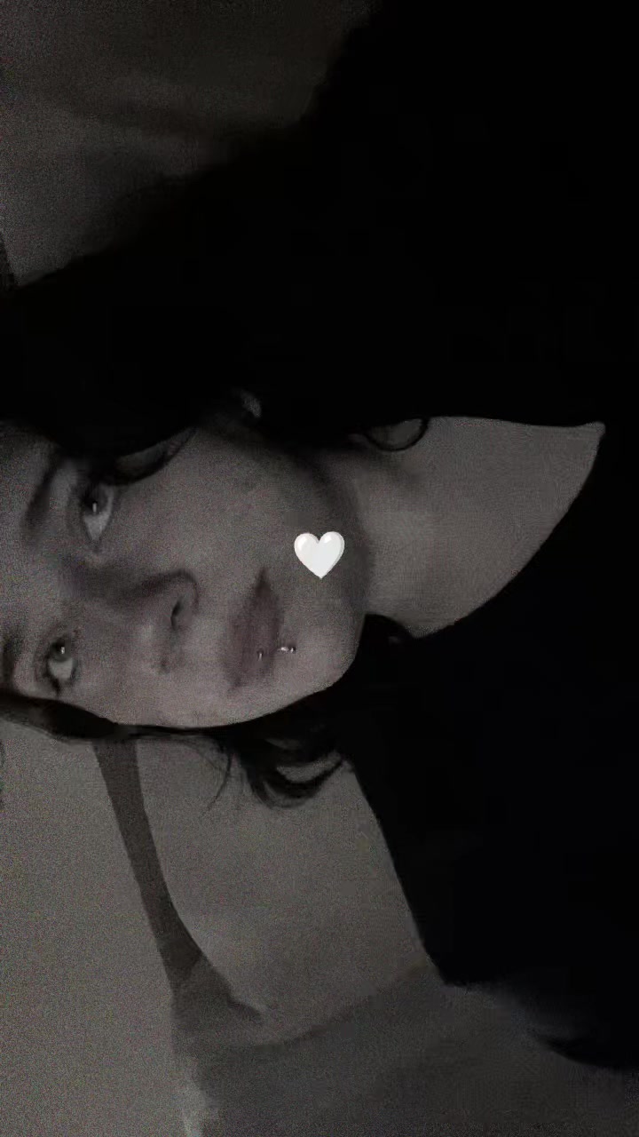 @Chriss