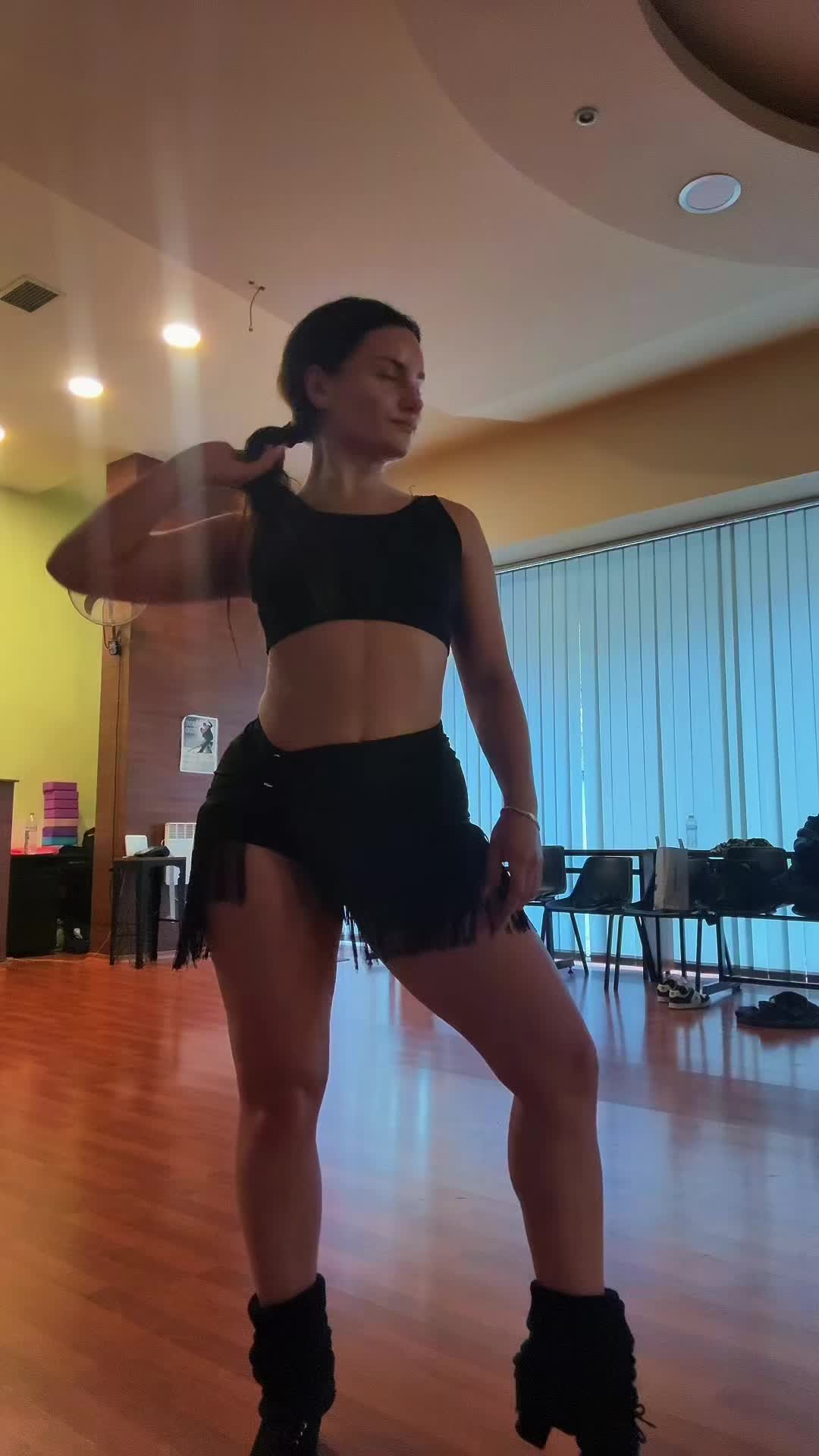 @Myrofora
