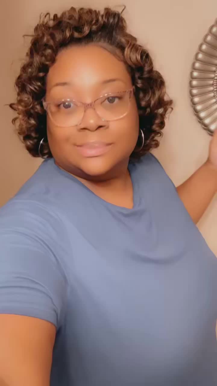 @PlusSizeBarbi