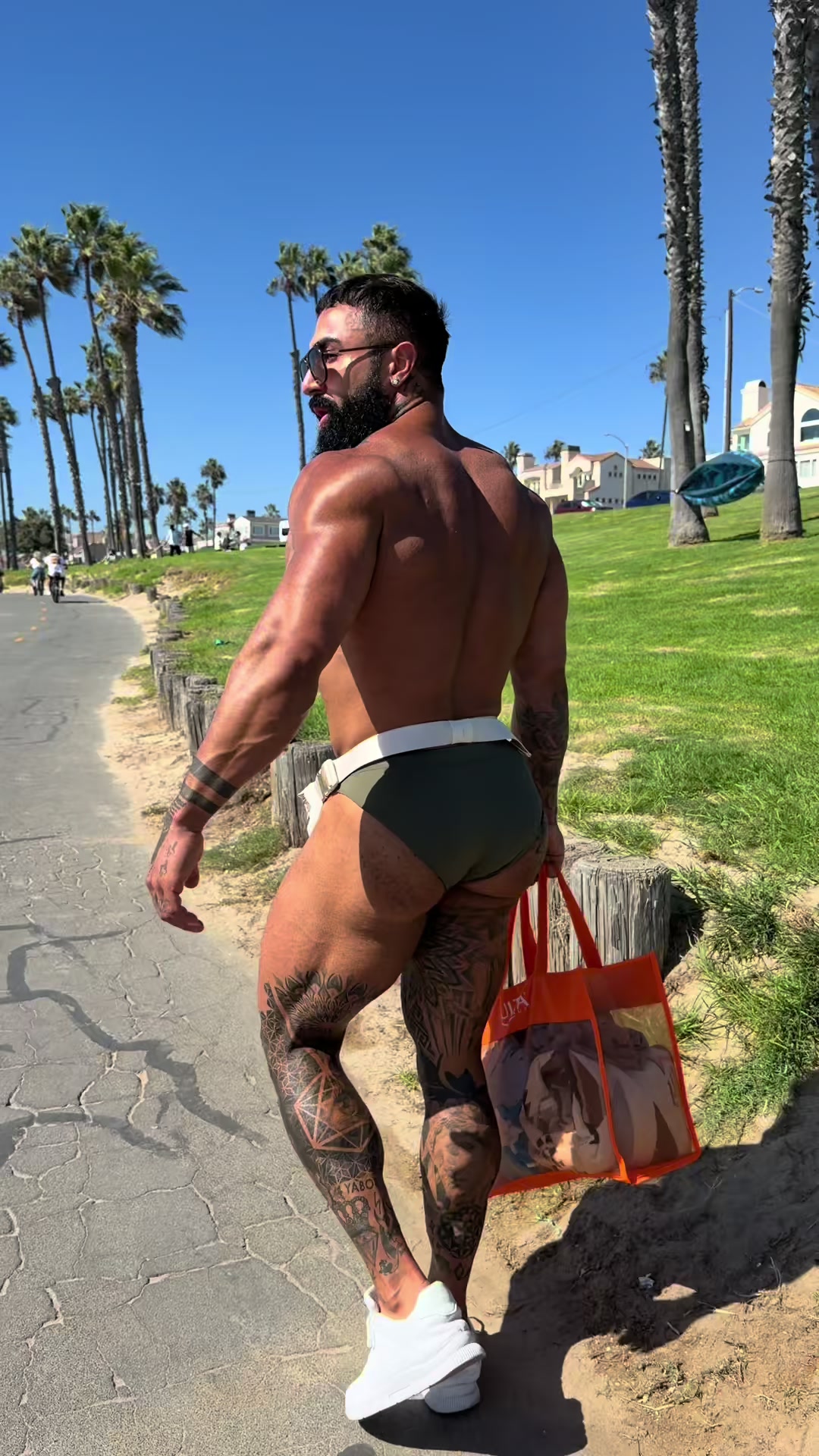 @NUNZI