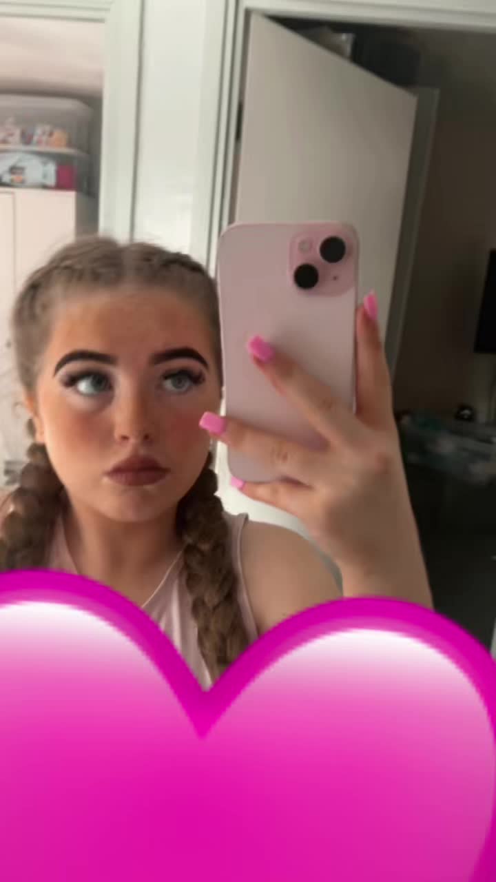 @MercedesxCorcoran