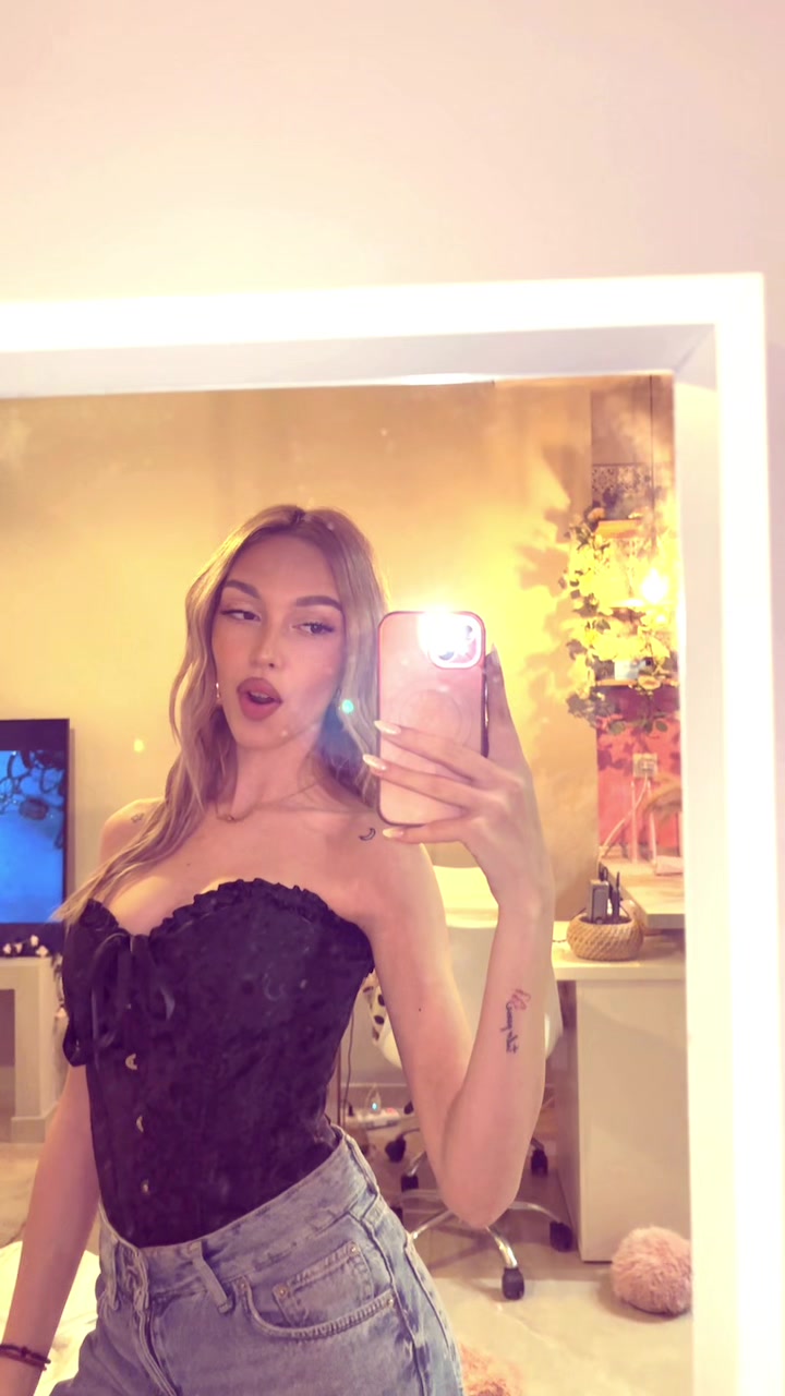 @lenaagk