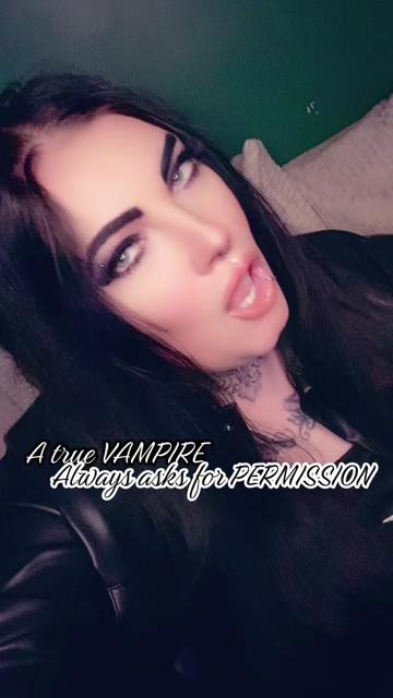 @🥀𝕿𝖍𝖊 𝕯𝖆𝖗𝖐 𝕼𝖚𝖊𝖊𝖓🖤