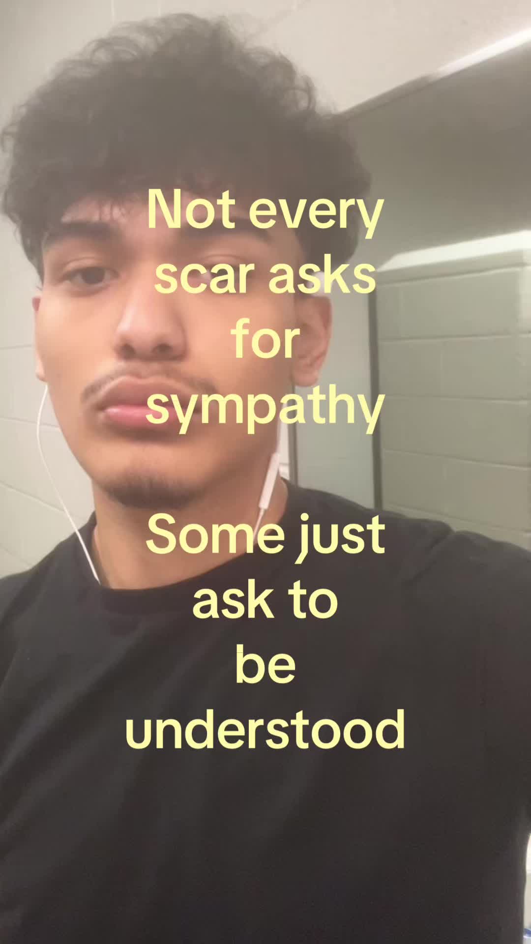 @️
