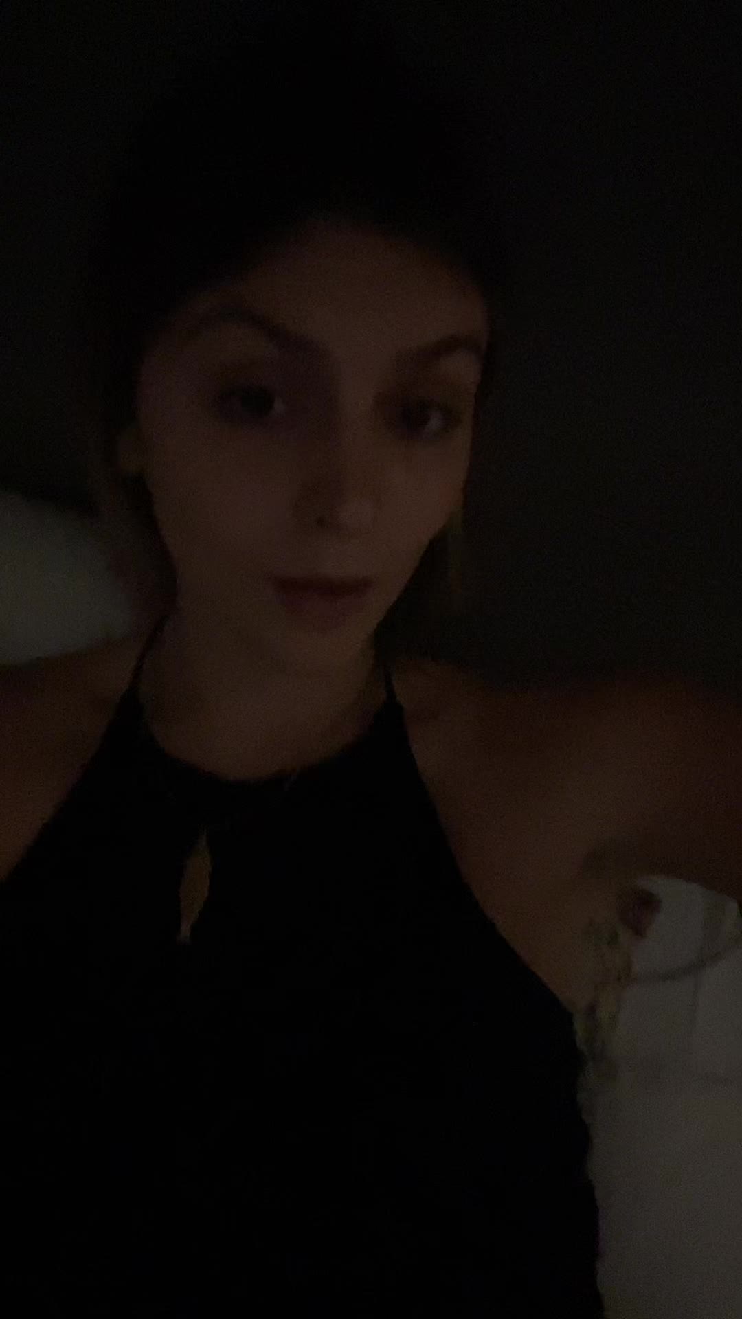 @👸🏼