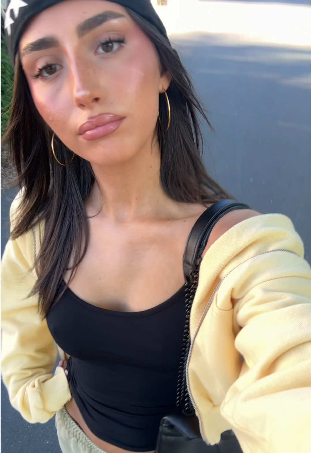 @⠀