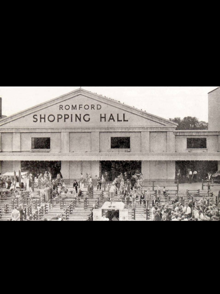 @Romford Shopping Hall